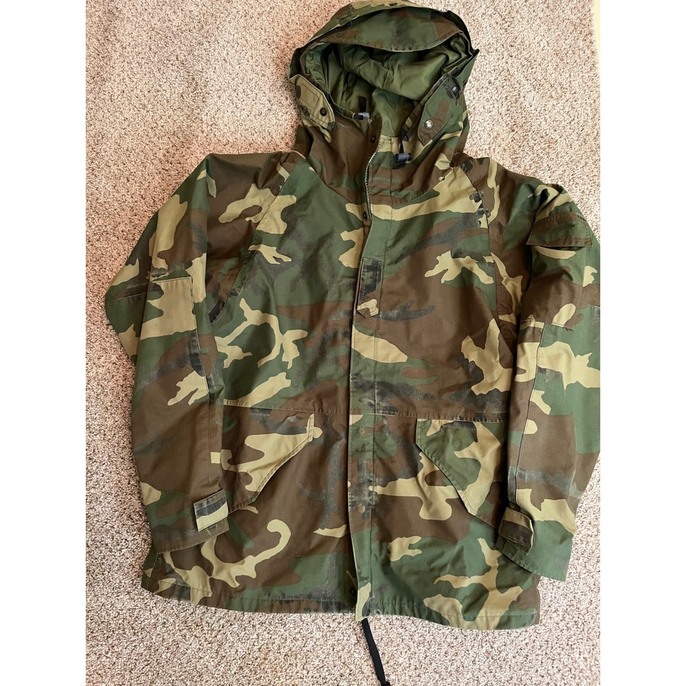 US Military Men Parka Medium Regular Camo Woodland Cold Weather Gorpcore Outdoor